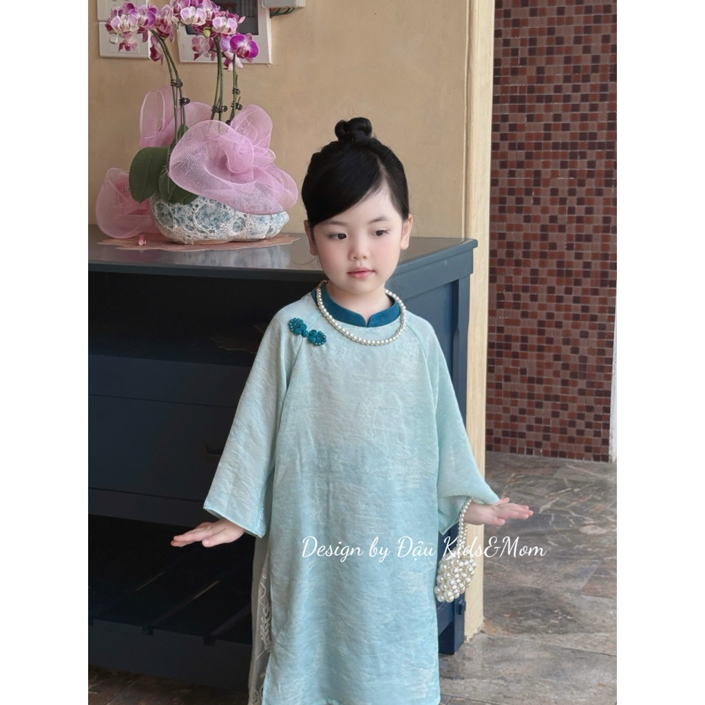 Áo dài Thiên Thanh - Set áo dài cặp cho bé trai, bé gái chất liệu lụa gấm 6 images upload woo2F051afc960f5b82d99cf98ad4f8604b53