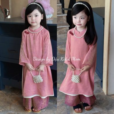 Áo Dài Tết Cho Bé 2025 – 10 Mẫu Đẹp Nhất & Cách Chọn Trang Phục Hợp Tuổi Cho Bé 3 images upload woo2F106c4990d422f851d599eb48599c6e59 12