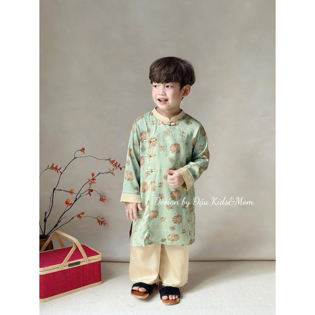 Áo dài bé trai hoạ tiết đồng xu đối xứng, chất liệu lụa gấm 8 images upload woo2F352fd4f68cc399291c0aeb1b046a256c