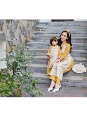 Áo dài Tết mẹ bé hoa vàng 5 images upload woo2F17c1cdc29db5a4bfd8656d5ec4feb7ab