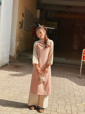 Áo dài Tết hồng phấn mẹ và bé - Chất liệu nhung tăm hoa nhí 2 images upload woo2F368ed22aa29dfd379dd815e3a52267b2