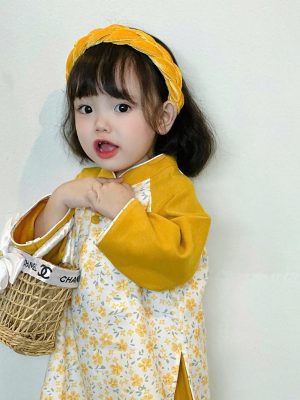 Set cặp áo dài bé trai, bé gái hoa nhí vàng 2 主图 04 6